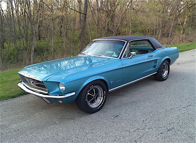 1967 Ford Mustang SPORT COUPE