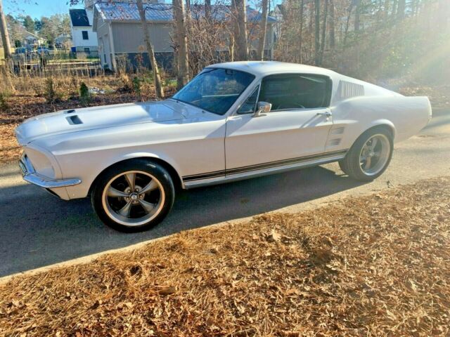 1967 Ford Mustang 1967 MUSTANG FASTBACK A CODE 4 SPEED