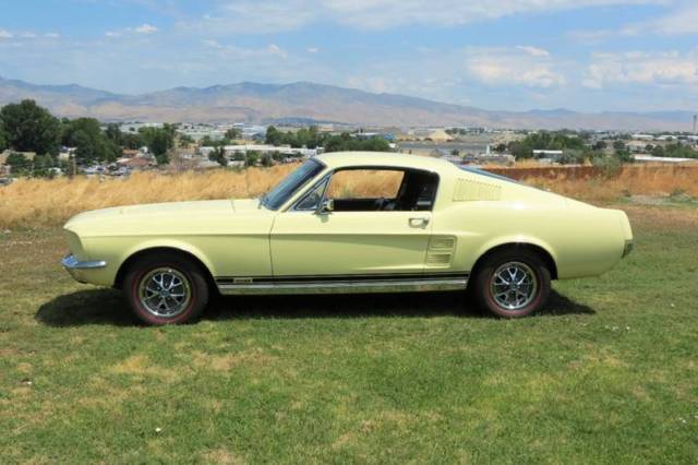1967 Ford Mustang GT FASTBACK