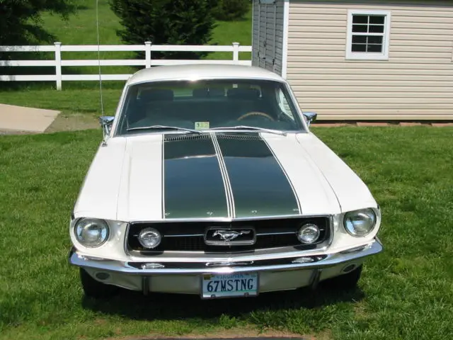 1967 Ford Mustang Raceing Stripes Green