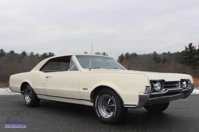 1967 Oldsmobile 442 Coupe