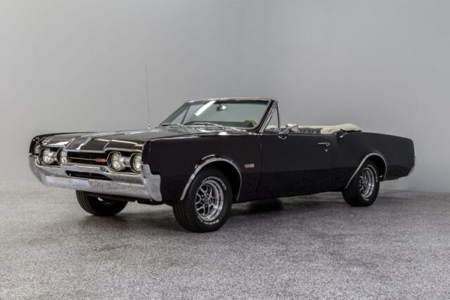 1967 Oldsmobile Cutlass 442 Tribute