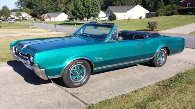 1967 Oldsmobile Cutlass Convertible