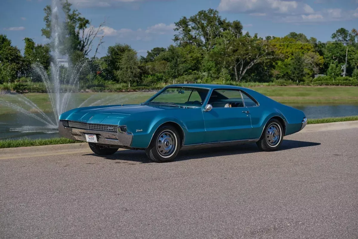 1967 Oldsmobile Toronado