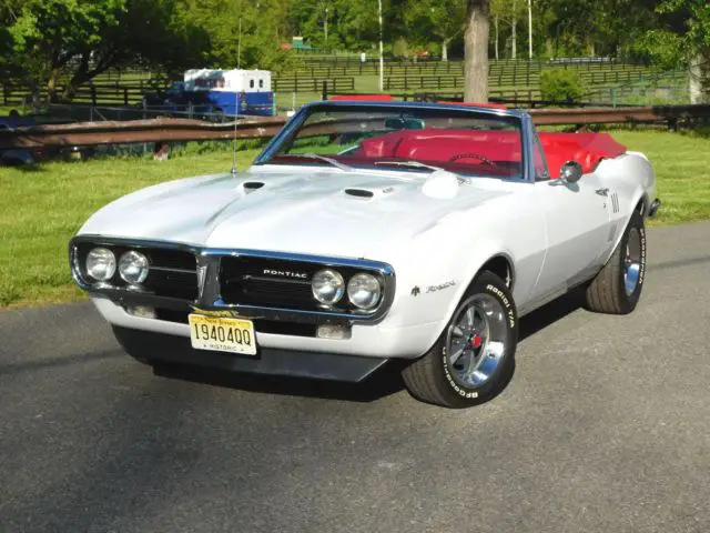 1967 Pontiac Firebird Deluxe