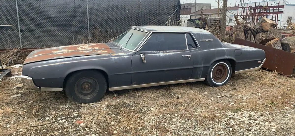 1967 Ford Thunderbird