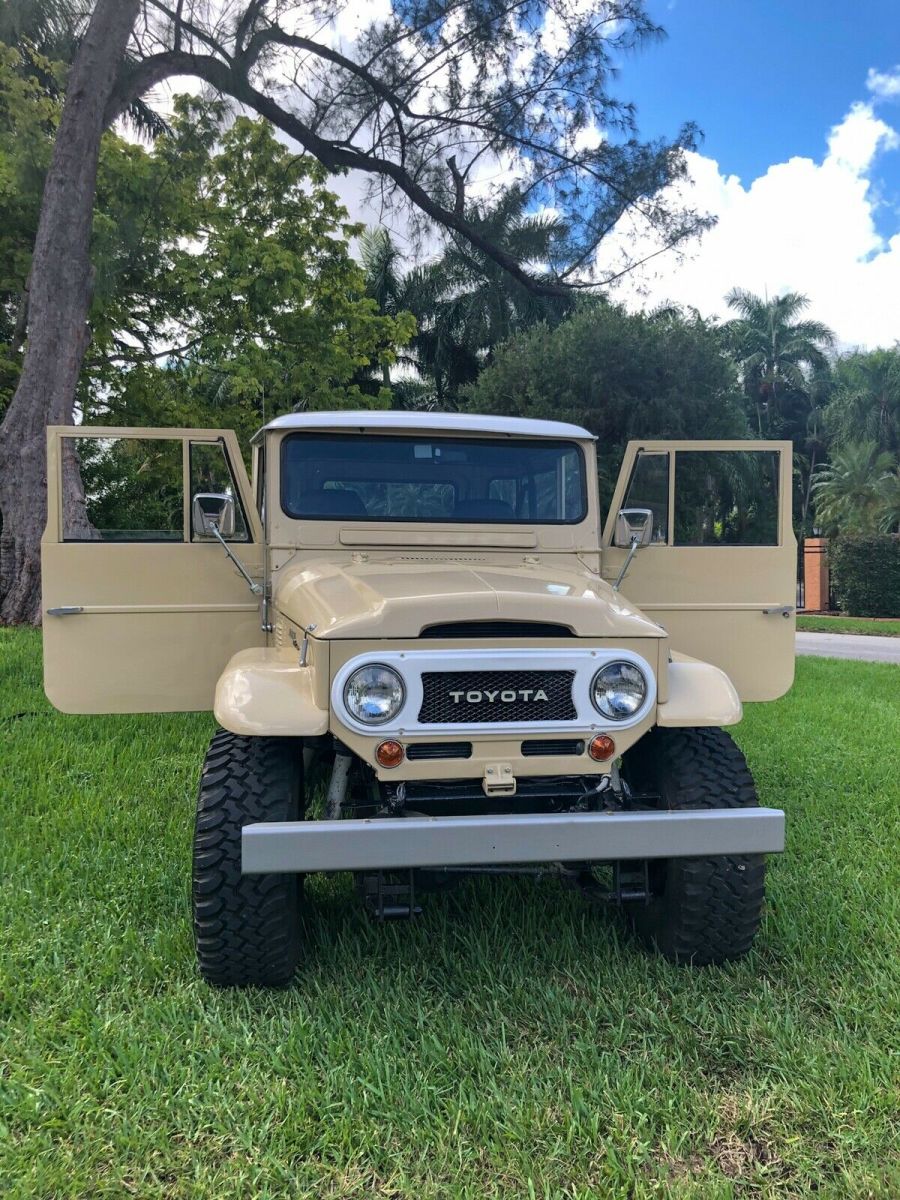 1967 Toyota FJ Cruiser