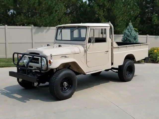 1967 Toyota Land Cruiser