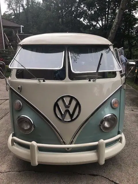 1967 Volkswagen Bus/Vanagon deluxe