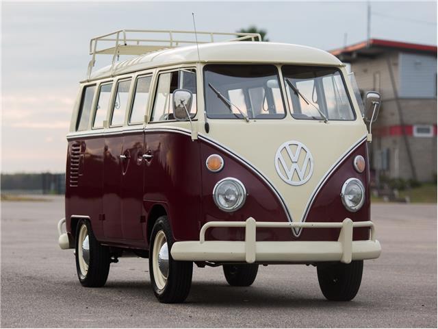 1967 Volkswagen Bus/Vanagon TYPE 2 13 WINDOW DELUXE MICROBUS