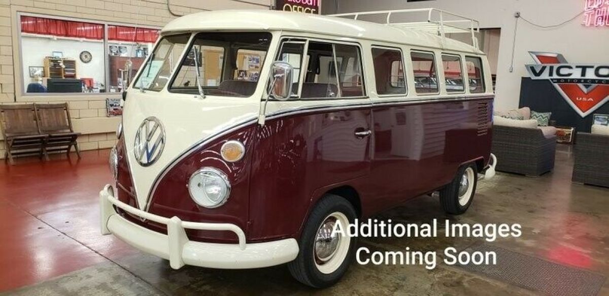 1967 Volkswagen Microbus Deluxe Wagon