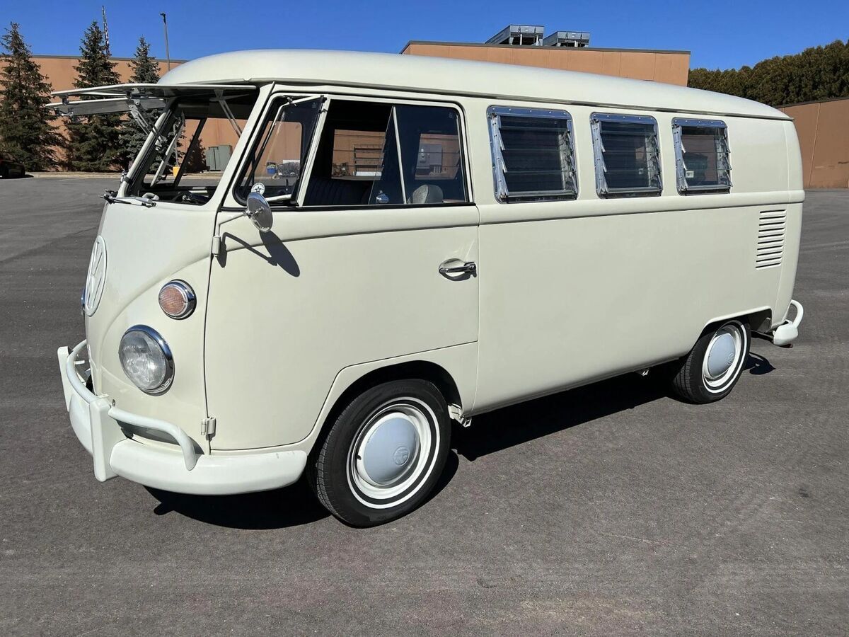 1967 Volkswagen Bus/Vanagon