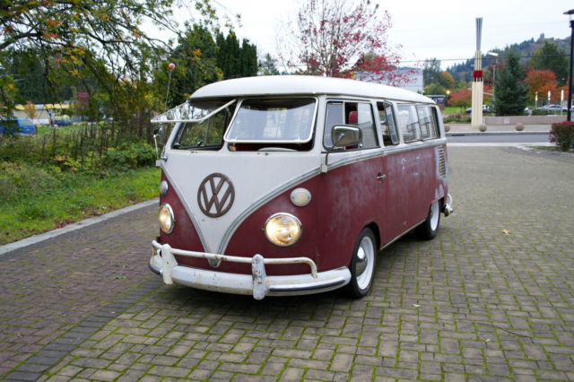 1967 Volkswagen Bus/Vanagon Deluxe 13 Window