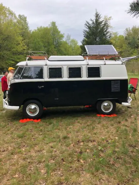 1967 Volkswagen Bus/Vanagon Camper