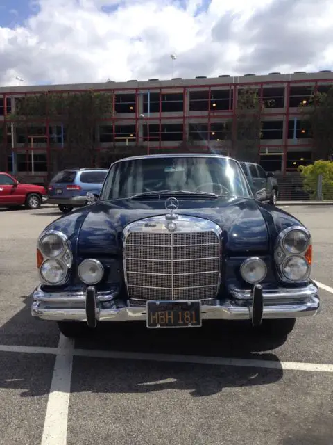 1967 Mercedes-Benz 200-Series