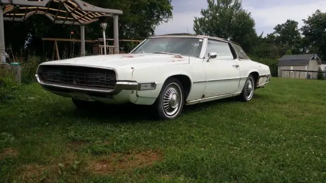 1968 Ford Thunderbird