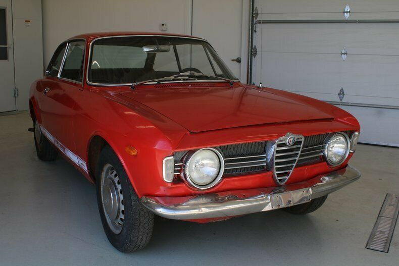 1968 Alfa Romeo Giulia CLEAN TITLE/1968 ALFA ROMEO GIULIA GT JUNIOR