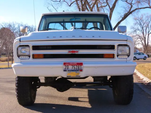 1968 Chevrolet C/K Pickup 2500 C/20