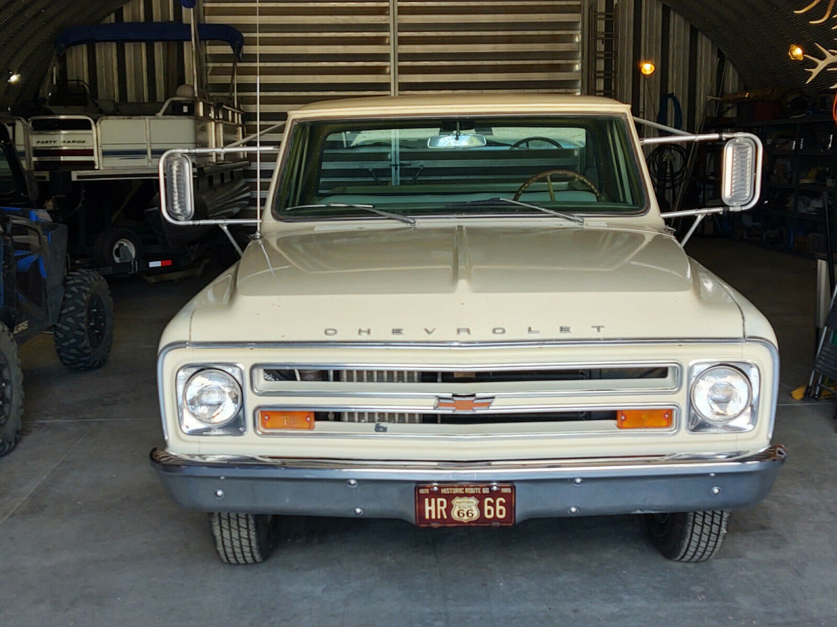 1968 Chevrolet C/K Pickup 2500 CUSTOM