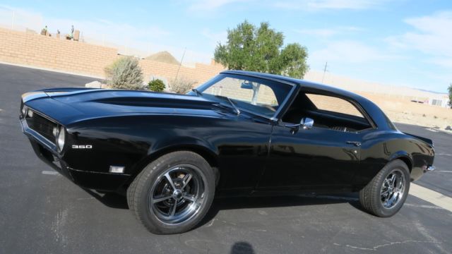 1968 Chevrolet Camaro 350 V8 CALIFORNIA CAR! CLEAN! JET BLACK , DISC!