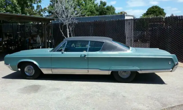 1968 Chrysler New Yorker