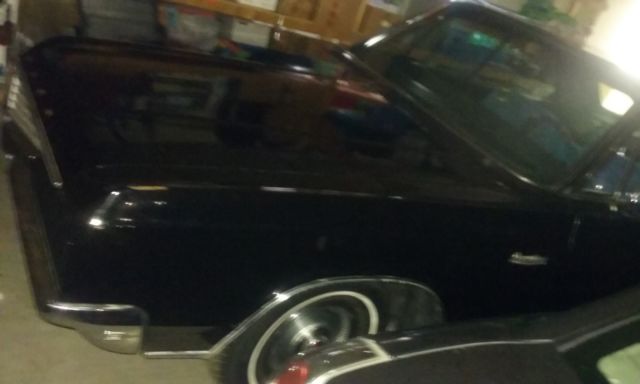 1968 Chrysler Newport Custom 4 Dr