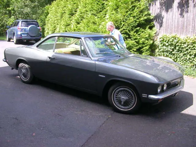 1968 Chevrolet Corvair original - gold/green