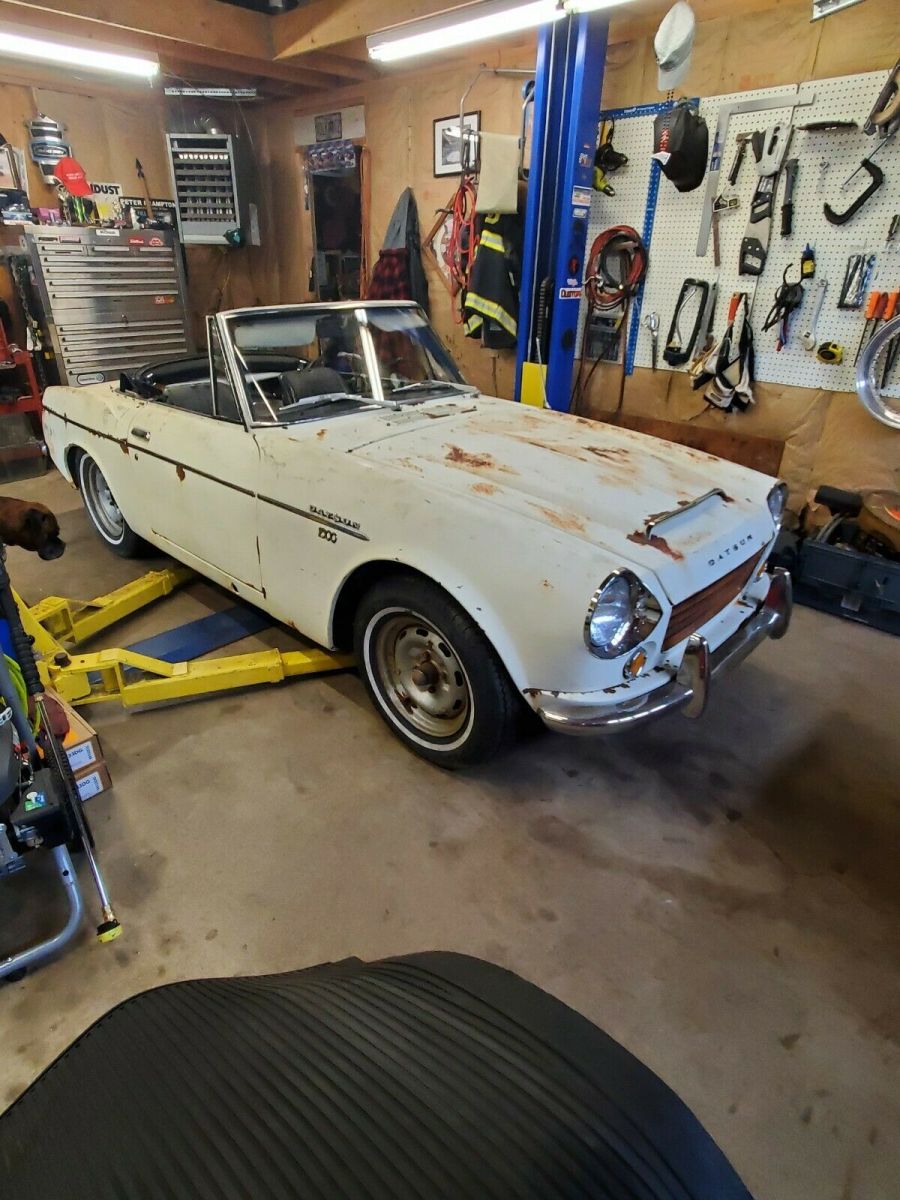 1968 Datsun 1600 roadster