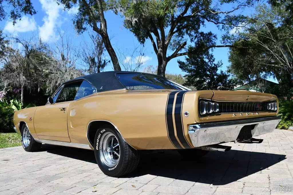 1968 Dodge Coronet Beautiful Restoration Stunning color's