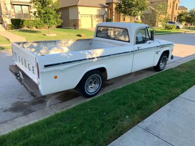 1968 Dodge D100 Pickup