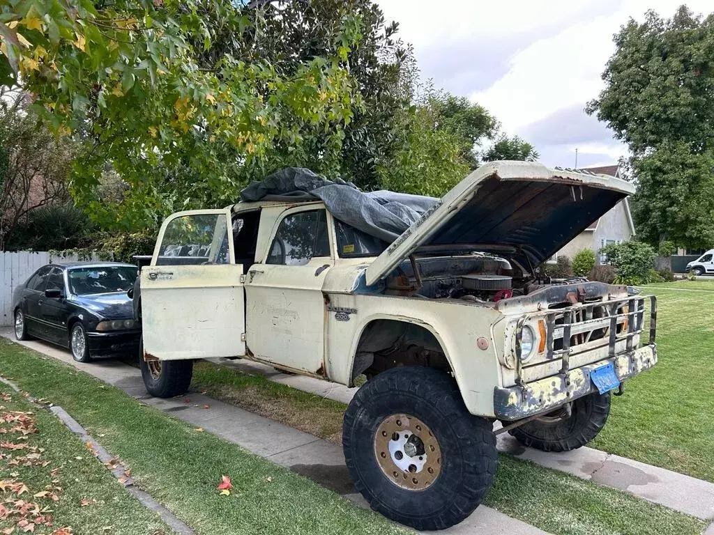 1968 Dodge POWERWAGON 4x4 440