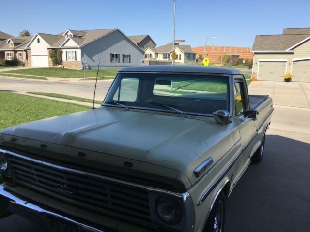 1968 Ford F-100