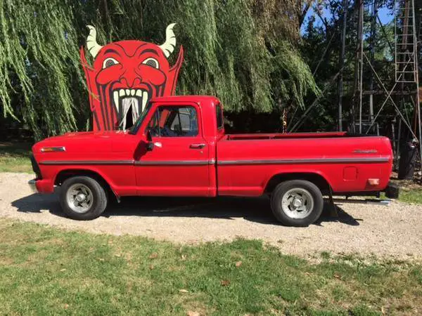 1968 Ford F-100 --