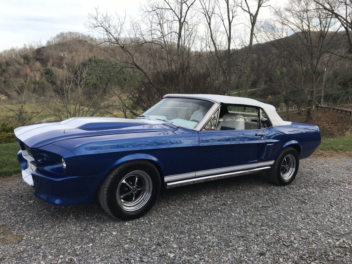 1968 Ford Mustang white