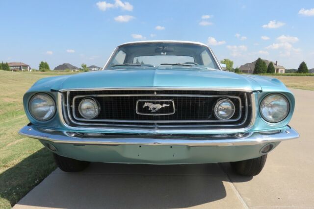 1968 Ford Mustang GT style  / Sprint Package