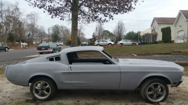 1968 Ford Mustang Base Fastback 2-Door