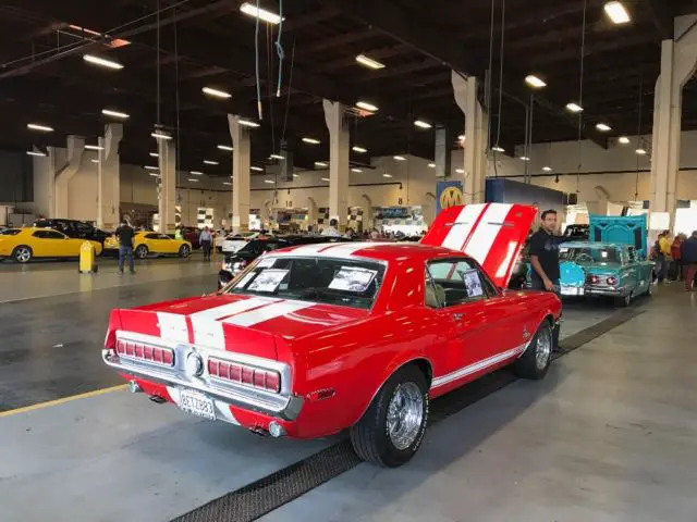 1968 Ford Mustang White Racing Stripes