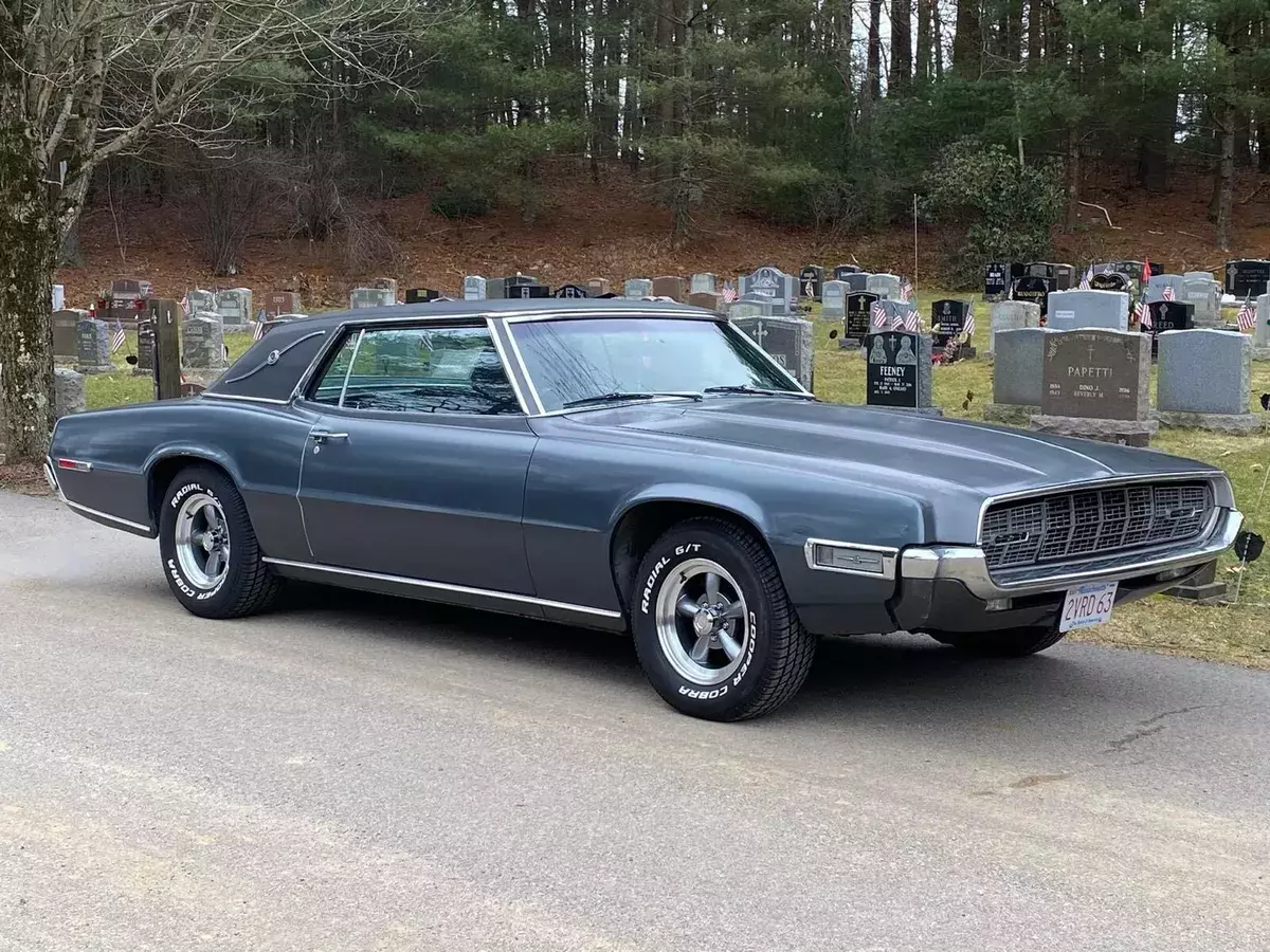 1968 Ford Thunderbird