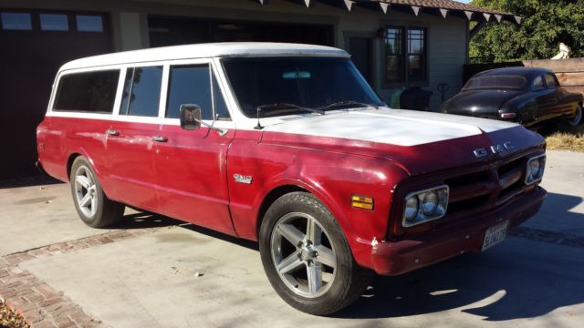 1968 GMC Suburban