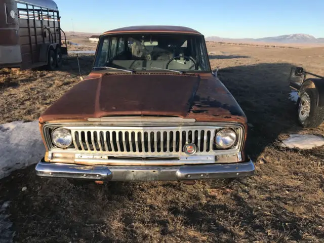 1968 Jeep Wagoneer Super