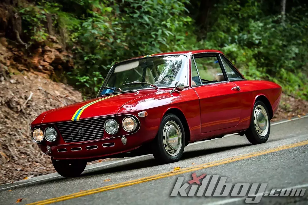 1968 Lancia Fulvia burgundy