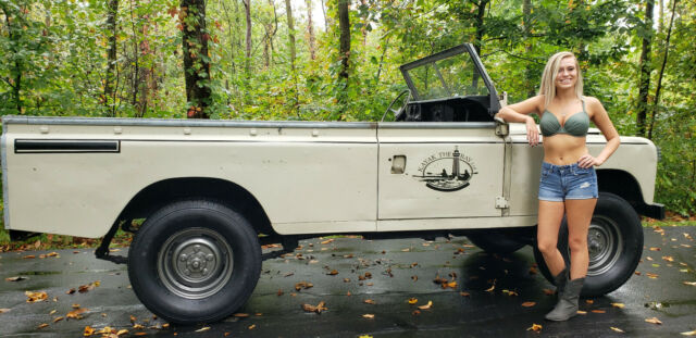 1968 Land Rover Discovery Series 2 Military