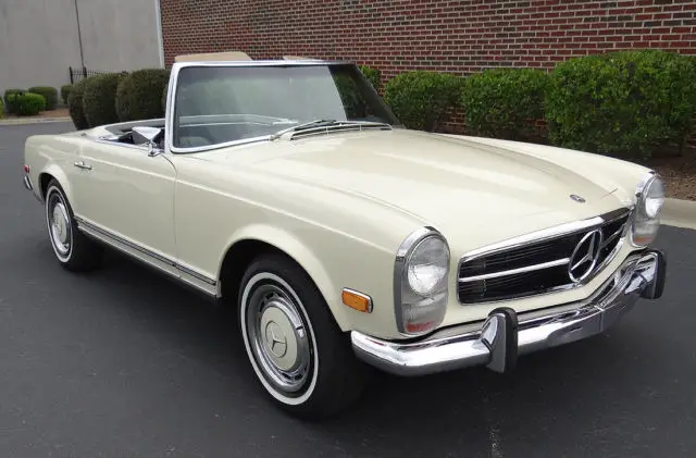 1968 Mercedes-Benz SL-Class 280SL Convertible Pagoda