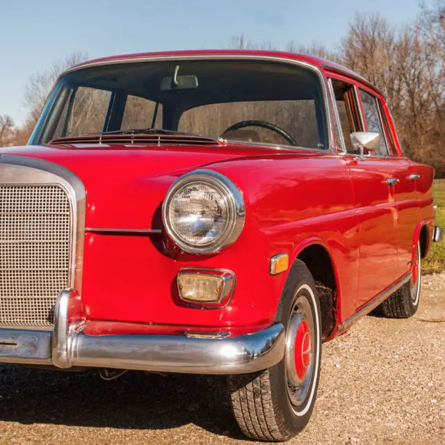 1968 Mercedes-Benz 200-Series