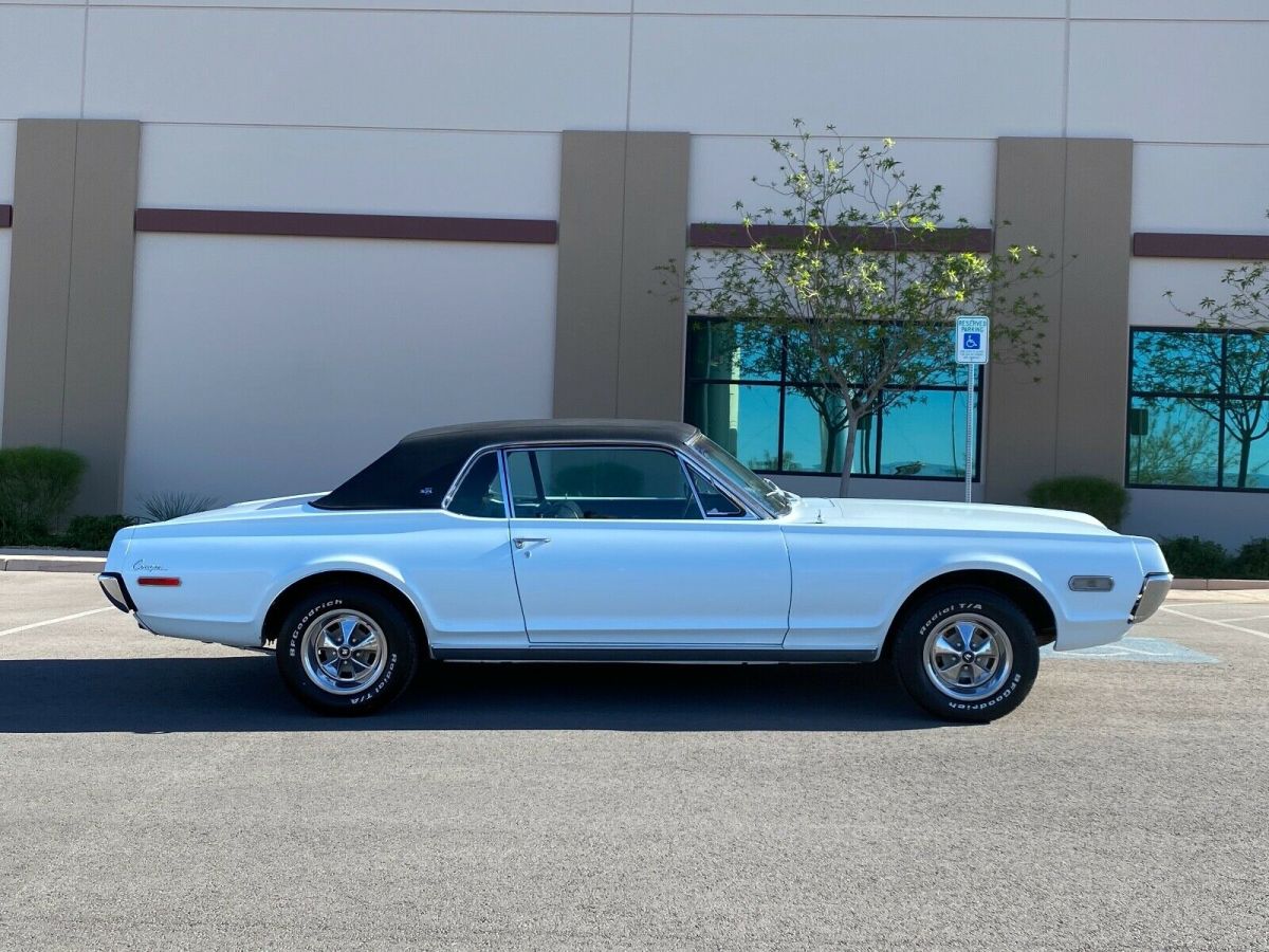 1968 Mercury Cougar XR7