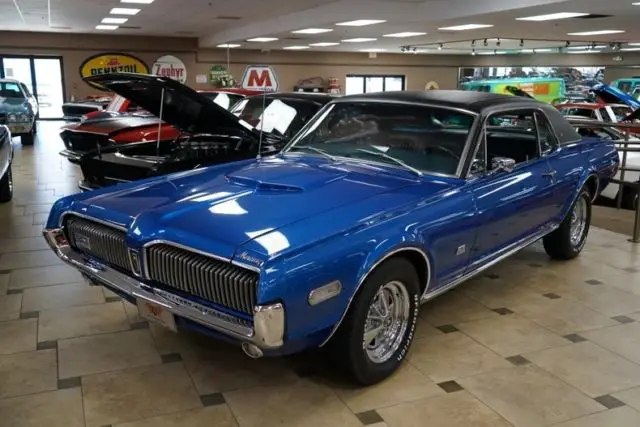 1968 Mercury Cougar XR7