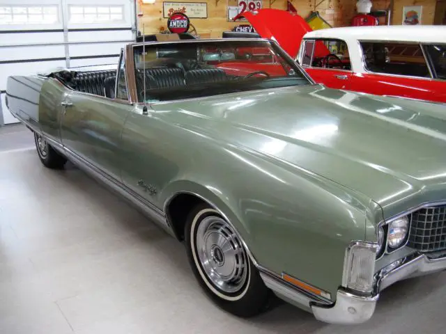 1968 Oldsmobile Ninety-Eight 98