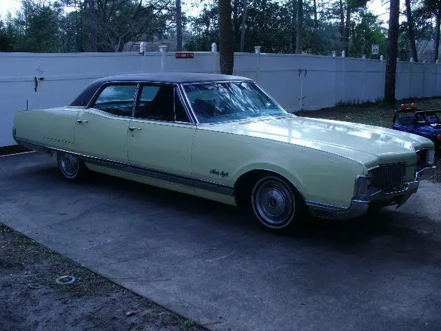 1968 Oldsmobile Ninety-Eight sl