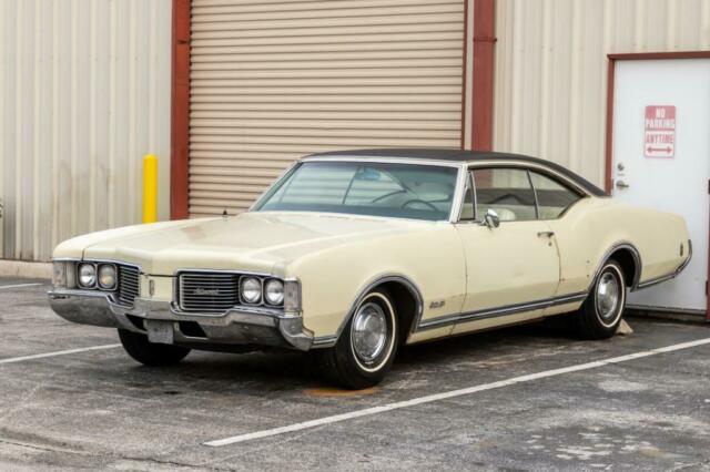 1968 Oldsmobile Eighty-Eight 2 DR