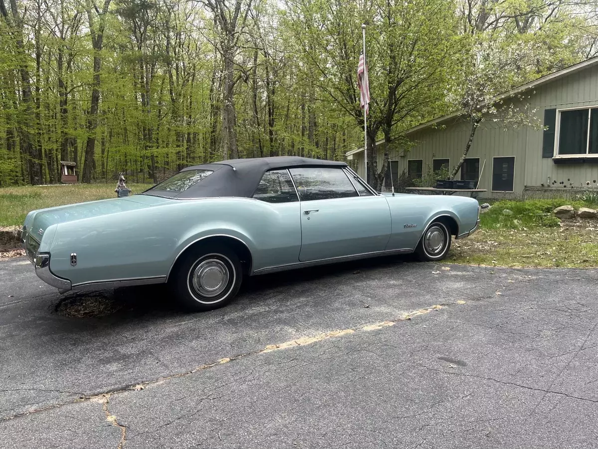 1968 Oldsmobile Eighty-Eight Delmont